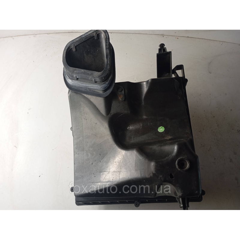 Корпус повітряного фильтра оригінал Opel Astra 13272758 Корпус повітряного фильтра оригінал Opel Astra 13272758