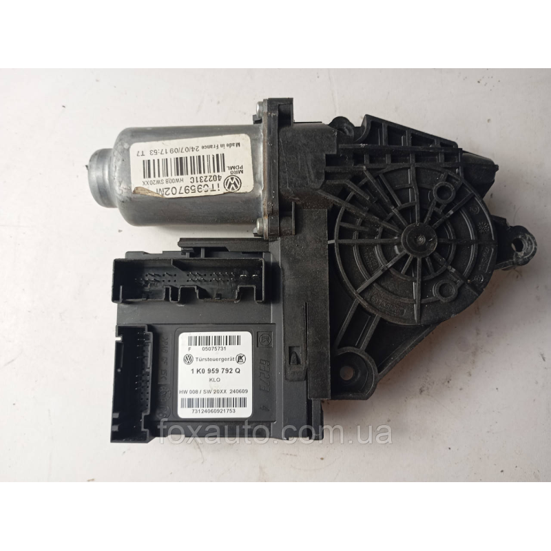 Моторчик склопідіймача передній правий оригінал VW Touran 1K0959792Q
