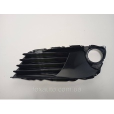 Рамка противотуманной фары Toyota  Аurisii  8148102580 Оригинал