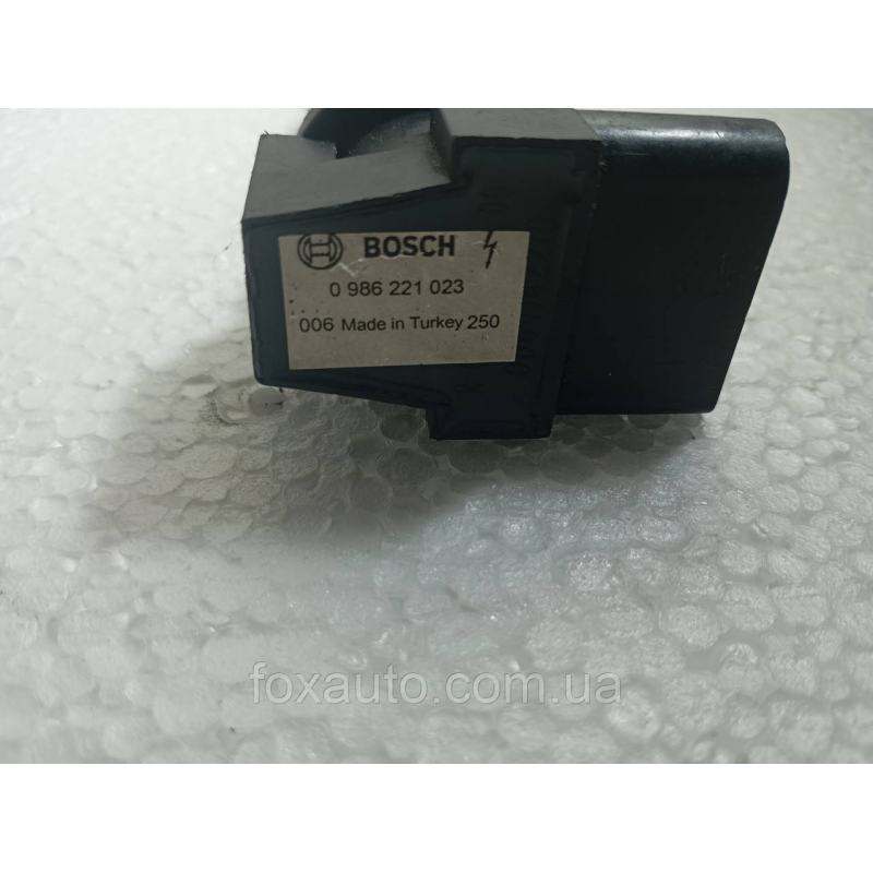 Катушка зажигания Bosch Audi Seat Skoda Volkswagen 0986221023 Катушка зажигания Bosch Audi Seat Skoda Volkswagen 0986221023