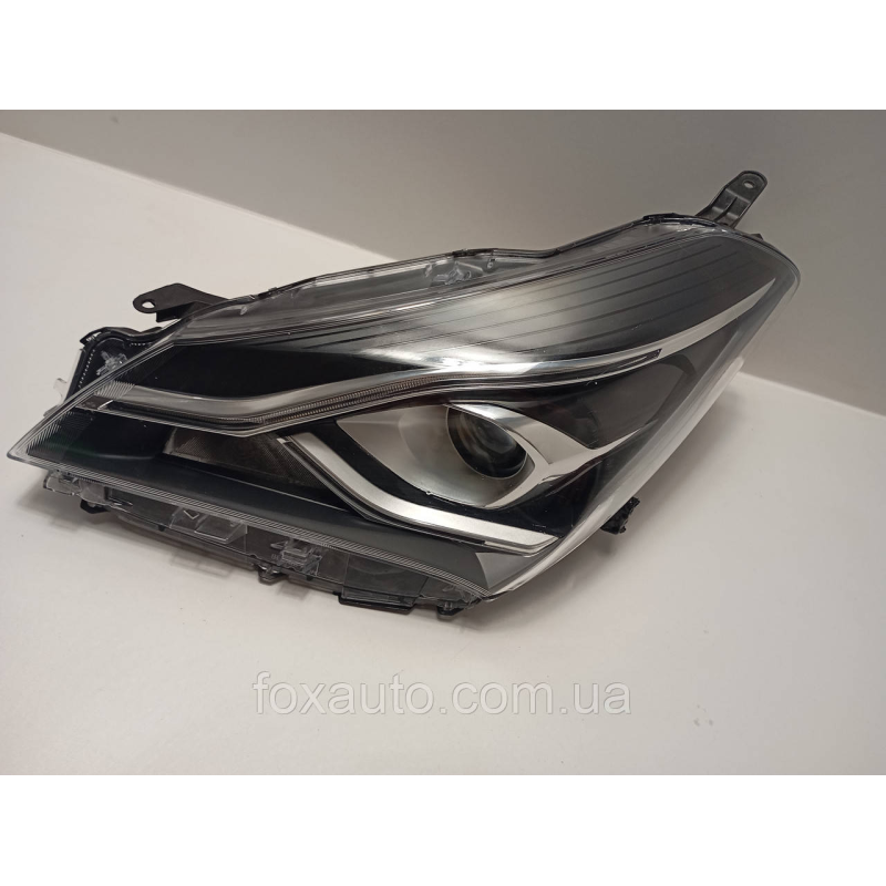 Фара левая оригинал Европа Toyota yaris III 2017 81170-0dj90 Фара левая оригинал Европа Toyota yaris III 2017 81170-0dj90