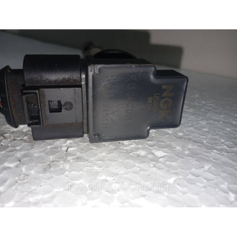 Катушка зажигания Volkswagen R1304C00100 Катушка зажигания Volkswagen R1304C00100