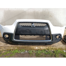 Передний Бампер оригинал Европа Mitsubishi ASX (комплект)6400C950