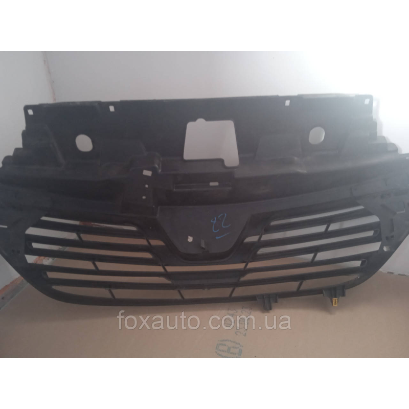 Решетка Радиатора Renault Trafik III 2014 оригинал Решетка Радиатора Renault Trafik III 2014 оригинал