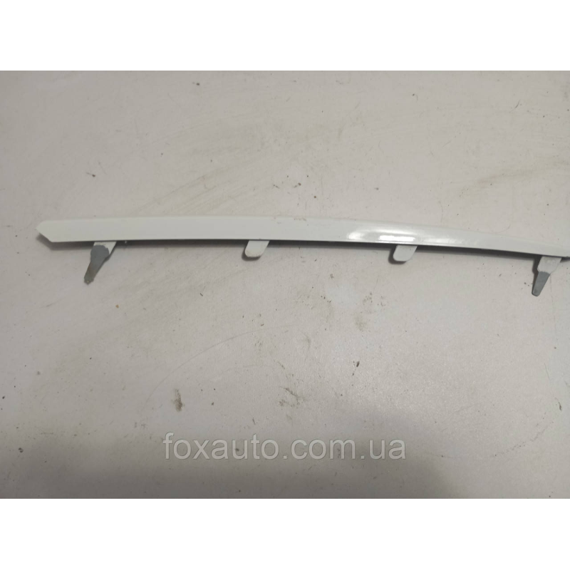 Накладка Toyota Auris Европа Оригинал 5312102130 Накладка Toyota Auris Европа Оригинал 5312102130