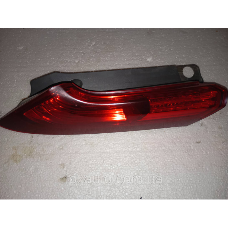 Фонарь левый верхний Honda C-RV 2012/2018p 34175-T0A-A01 оригинал в идеальном состоянии Фонарь левый верхний Honda C-RV 2012/2018p 34175-T0A-A01 оригинал в идеальном состоянии