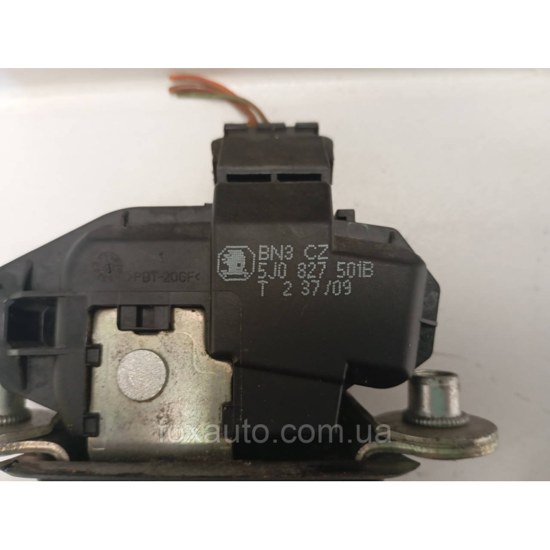 Замок Крышки Багажника VAG 5J0827501B Замок Крышки Багажника VAG 5J0827501B