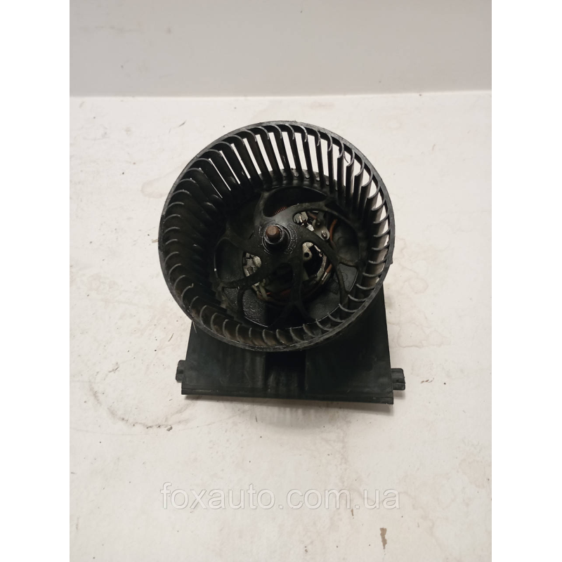 Вентилятори пічки оригінал Volkswagen Jetta 657880e