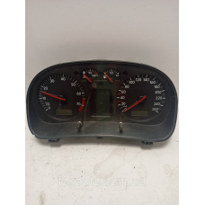 Приборная Панель оригінал Volkswagen Golf 1J0919880B