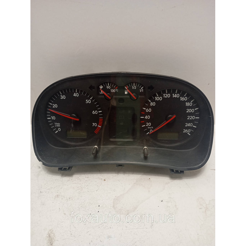 Приборная Панель оригінал Volkswagen Golf 1J0919880B