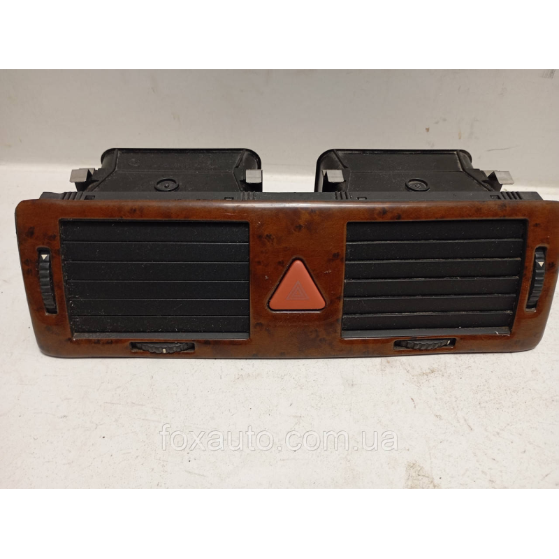 Дефлектор обдува салона VAG оригінал 6Y0820951 Дефлектор обдува салона VAG оригінал 6Y0820951