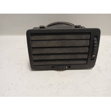 Дефлектор обдува салона оригінал VAG 1u1819701 Skoda Octavia лівий