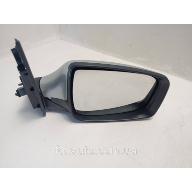 Дзеркало Праве оригінал Hyndai I20 e4023372 8 пенів Дзеркало Праве оригінал Hyndai I20 e4023372 8 пенів