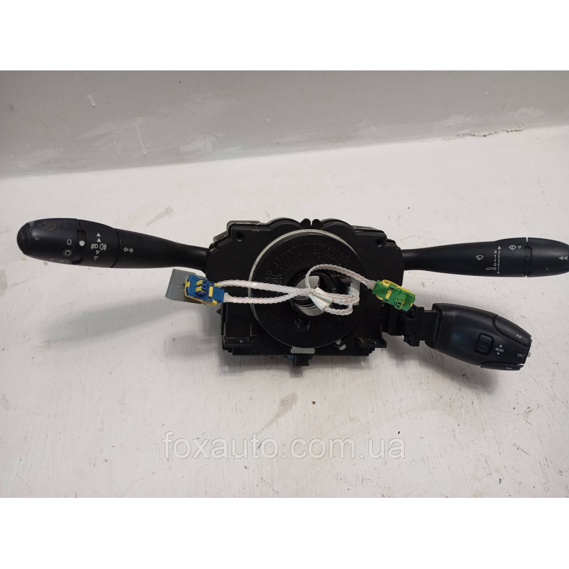 Переключатель Поворота Peugeot/Citroen 96605597XT Переключатель Поворота Peugeot/Citroen 96605597XT