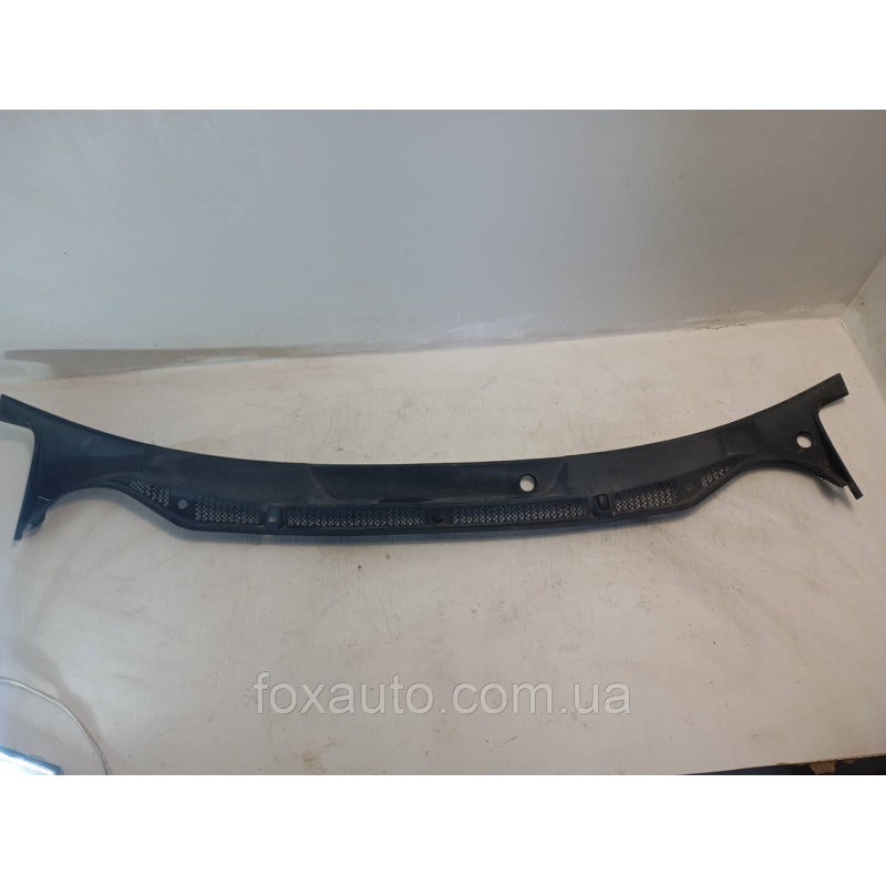 Жабо накладка під лобове скло оригінал Skoda Fabia 6y1819415a Жабо накладка під лобове скло оригінал Skoda Fabia 6y1819415a