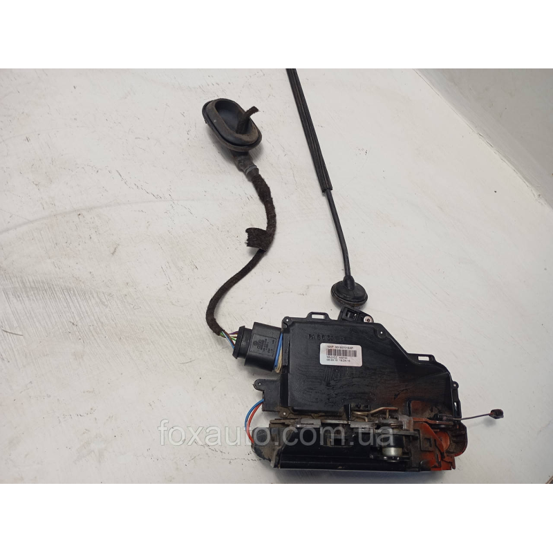 Замок передньої лівої двері оригінал 3D1837015AP Замок передньої лівої двері оригінал 3D1837015AP