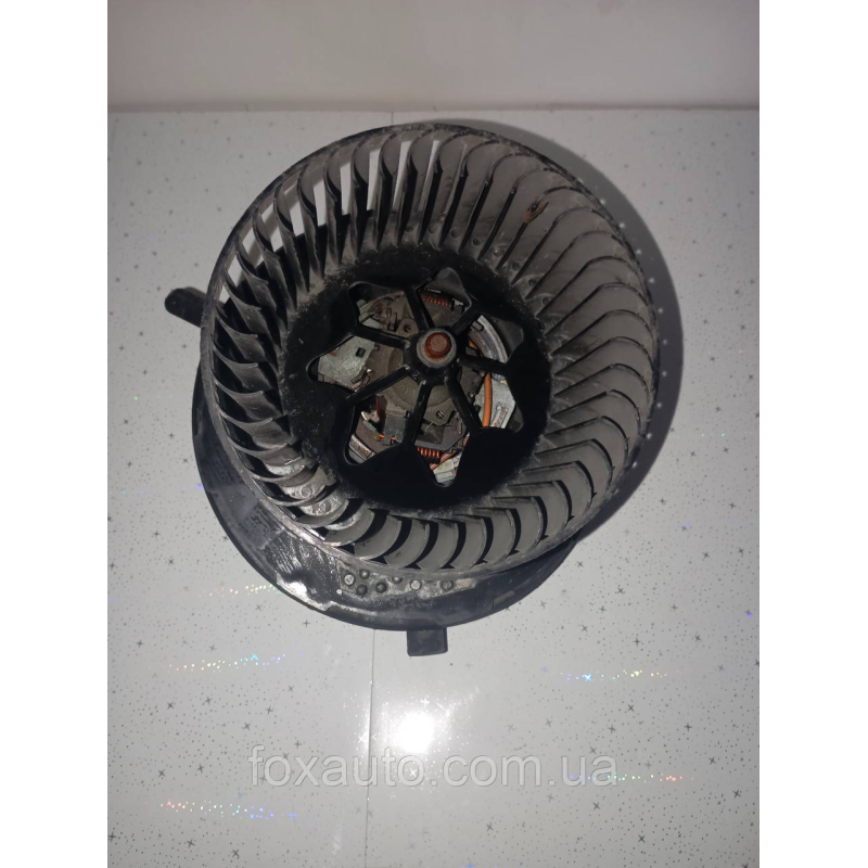 Вентилятори пічки оригінал VAG 3C1820015AA Вентилятори пічки оригінал VAG 3C1820015AA