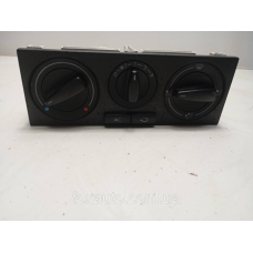 Блок управління пічки оригінал Volkswagen Golf  1J0819147B