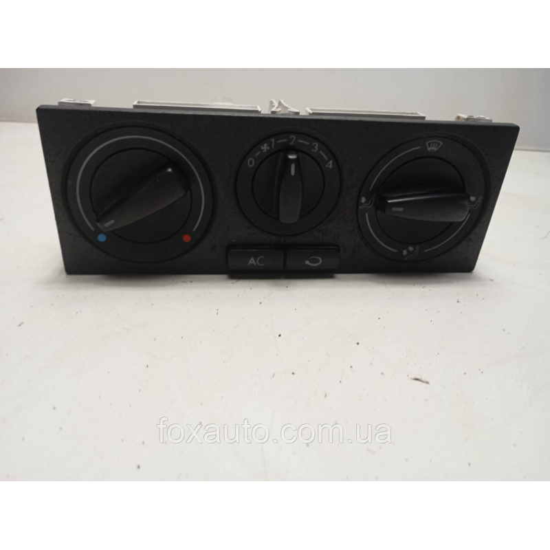 Блок управління пічки оригінал Volkswagen Golf  1J0819147B