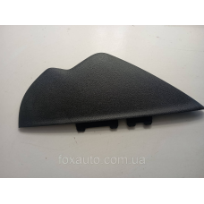 Накладка торпеди оригінал Volkswagen Caddy  2k0858217