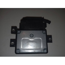 Блок керування електро ручником оригінал VW Passat B6 3C0907801J