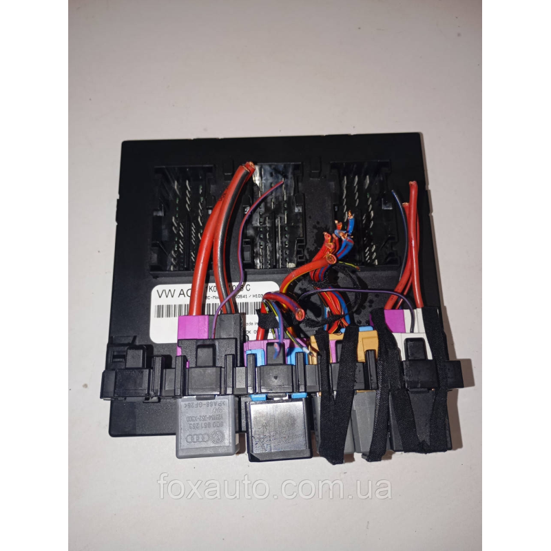 Блок комфорту оригінал Volkswagen Golf 1K0937086C Блок комфорту оригінал Volkswagen Golf 1K0937086C