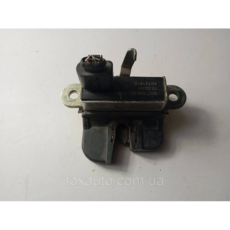 Замок крышки багажника оригінал VW Passat B6 1K6827505B Замок крышки багажника оригінал VW Passat B6 1K6827505B