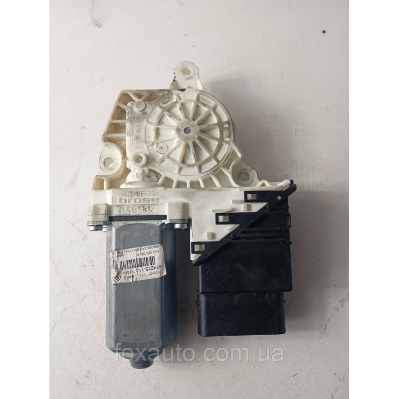 Моторчик склопідійомника дверей задніх лівих оригінал Volkswagen Passat B6 1K0959703P