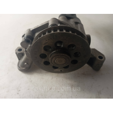 Масляний насос оригінал VW Caddy 03L115105B